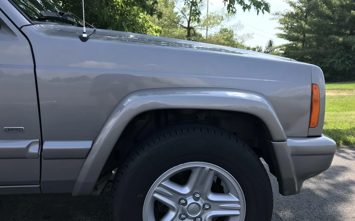 2001 Jeep XJ Cherokee - Image 25 of 31