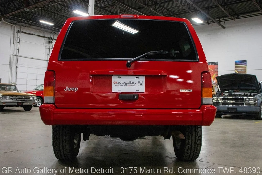 2001 Jeep XJ Cherokee - Image 6 of 12