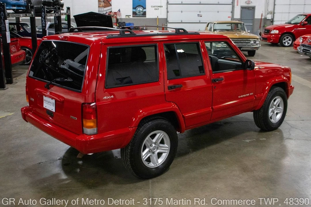 2001 Jeep XJ Cherokee - Image 7 of 12