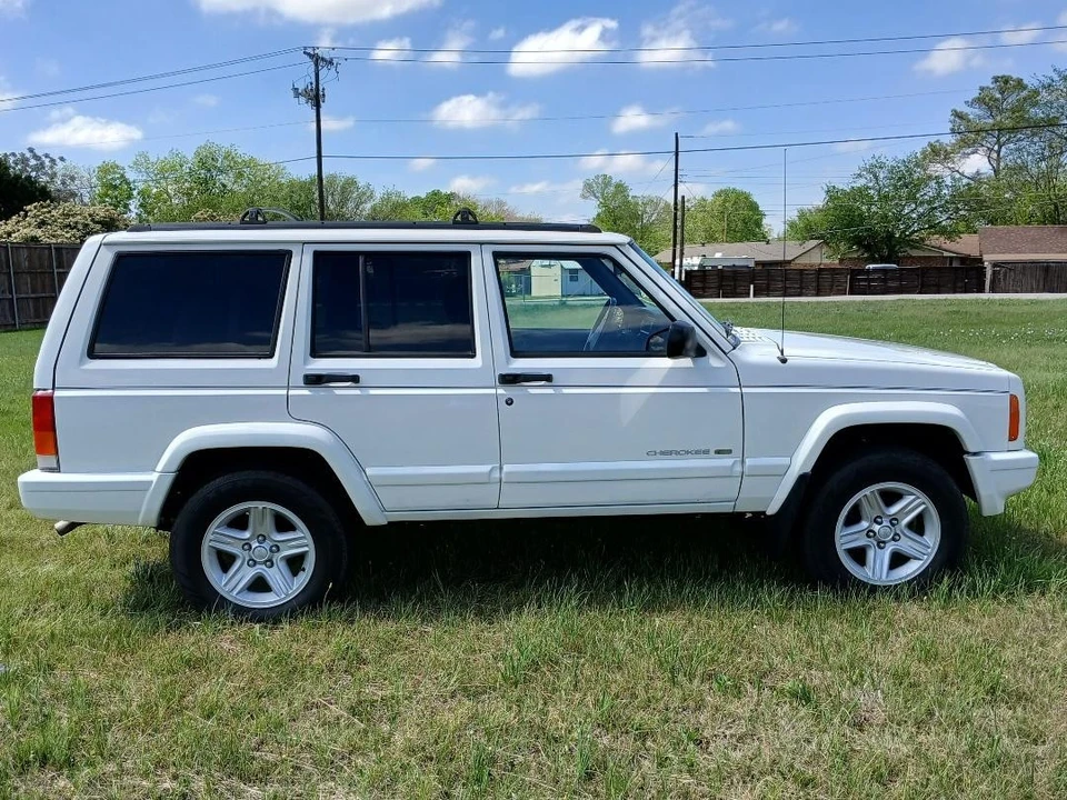 2001 Jeep XJ Cherokee - Image 6 of 21