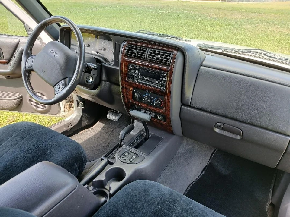 2001 Jeep XJ Cherokee - Image 19 of 21