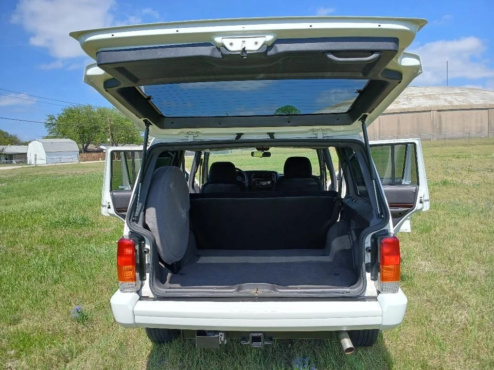 2001 Jeep XJ Cherokee - Image 13 of 21