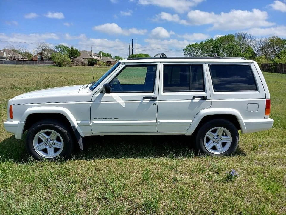 2001 Jeep XJ Cherokee - Image 2 of 21