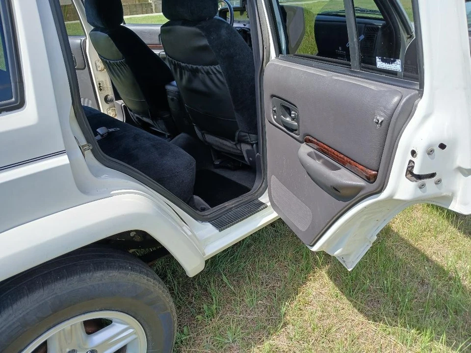2001 Jeep XJ Cherokee - Image 14 of 21