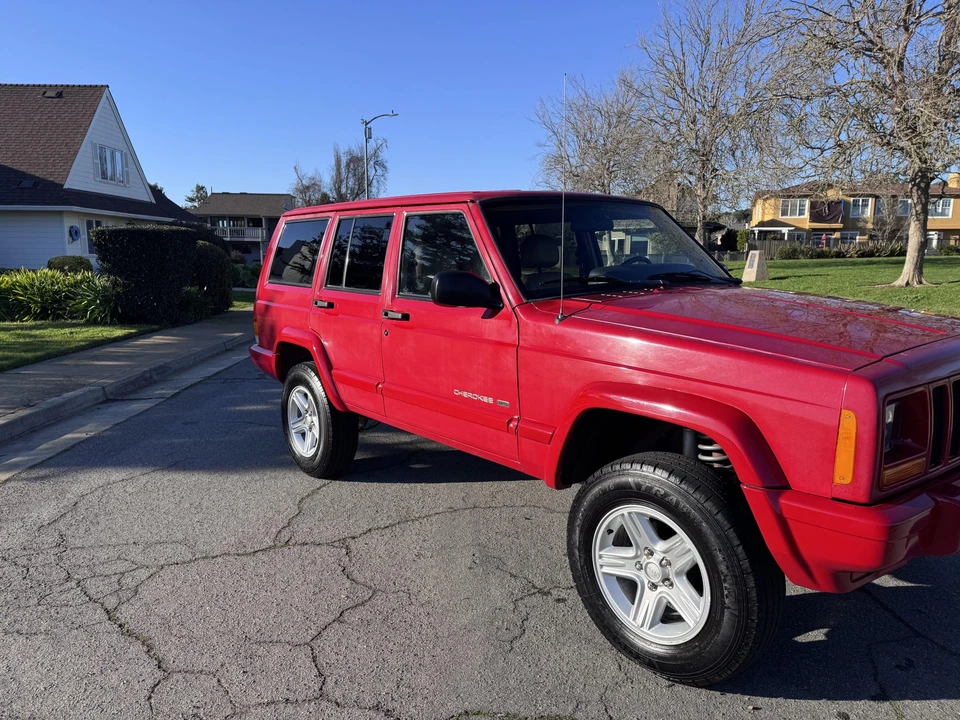 2001 Jeep XJ Cherokee - Image 18 of 31