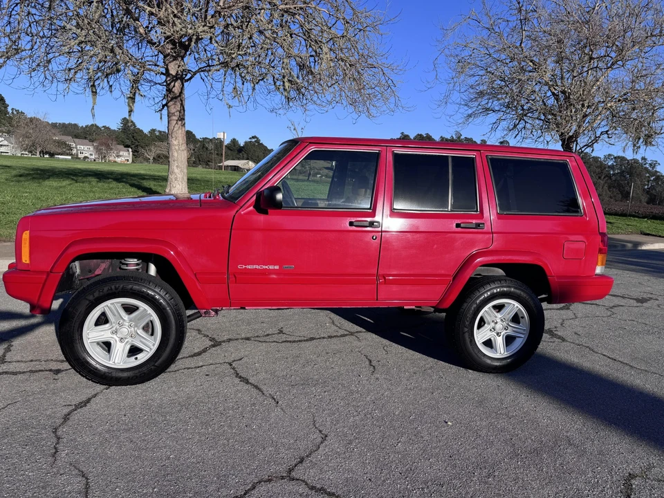 2001 Jeep XJ Cherokee - Image 8 of 31