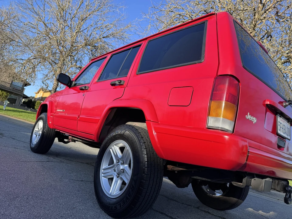 2001 Jeep XJ Cherokee - Image 28 of 31