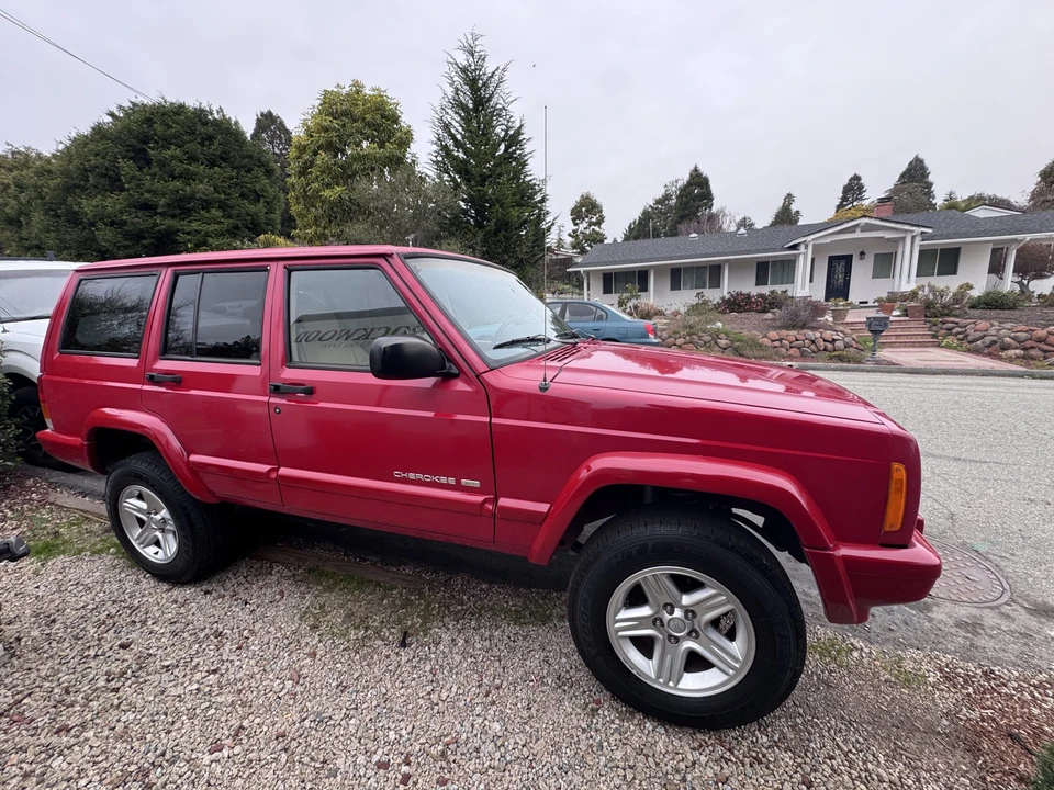 2001 Jeep XJ Cherokee - Image 15 of 31