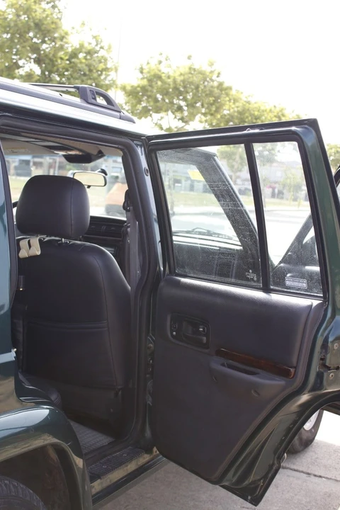 2001 Jeep Cherokee - Image 9 of 28