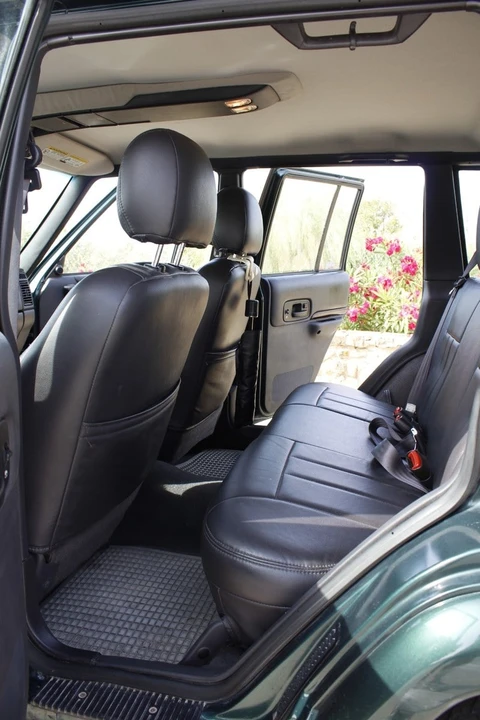 2001 Jeep Cherokee - Image 10 of 28