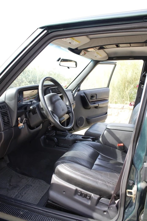 2001 Jeep Cherokee - Image 13 of 28