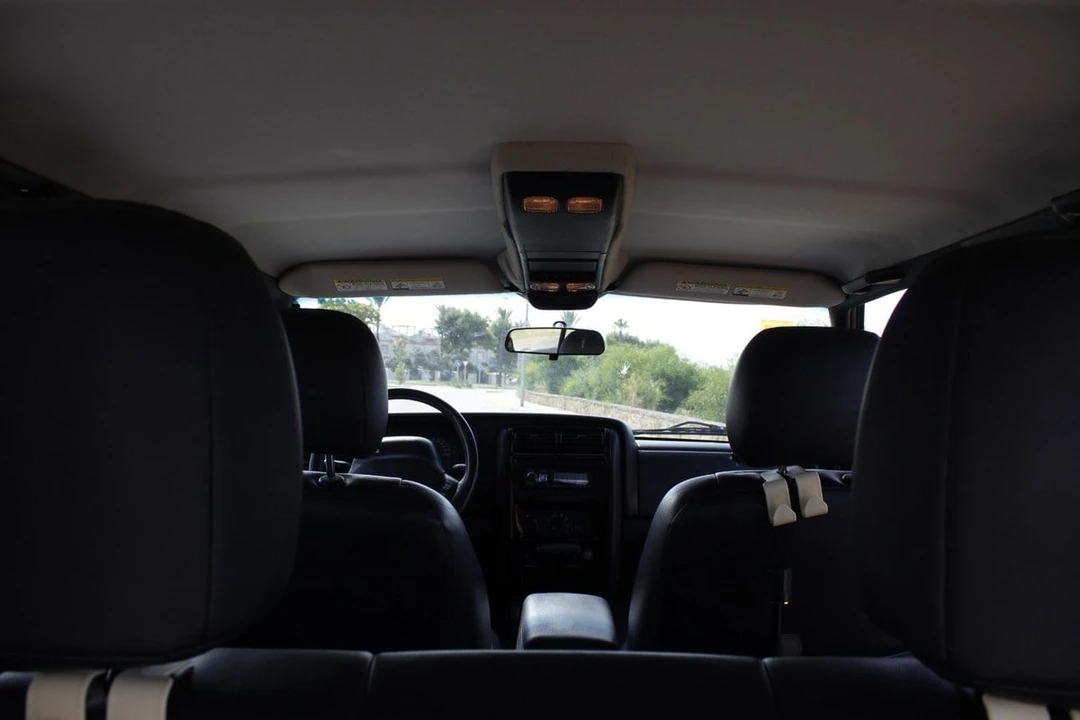 2001 Jeep Cherokee - Image 14 of 28