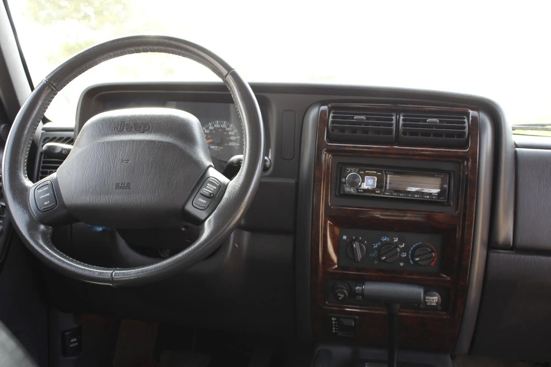 2001 Jeep Cherokee - Image 19 of 28