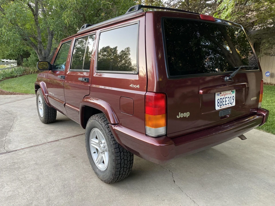 2001 Jeep XJ Cherokee - Image 5 of 31