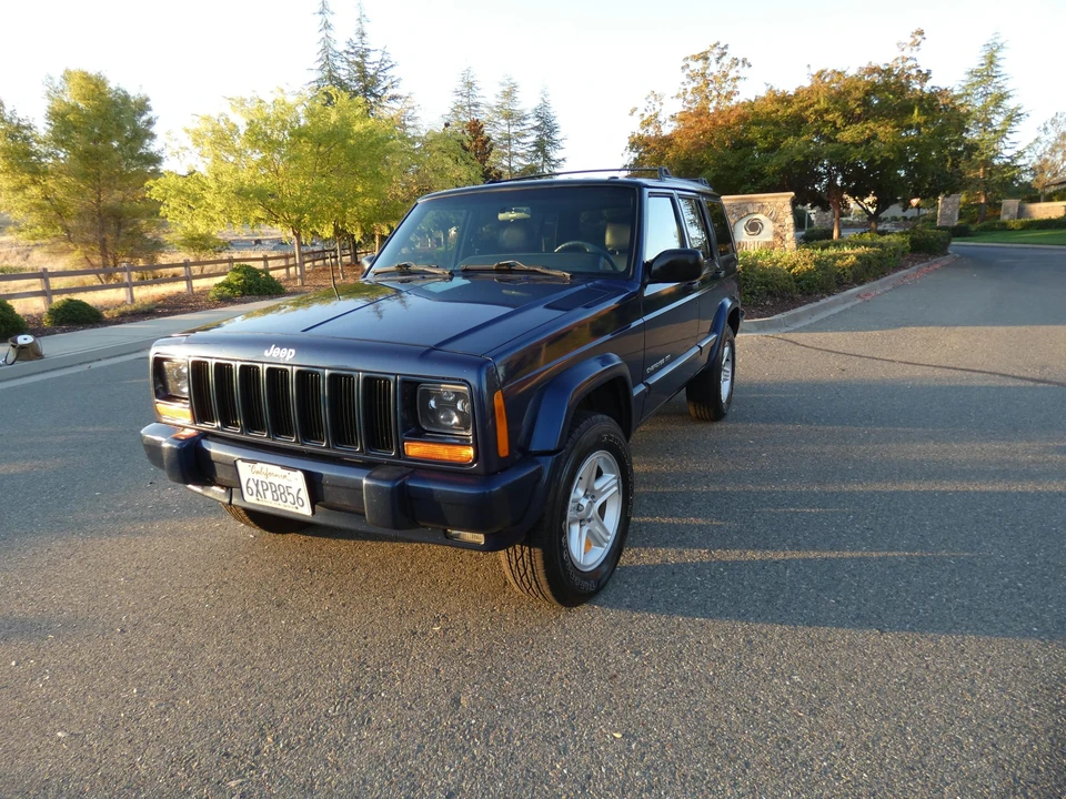 2001 Jeep XJ Cherokee - Image 7 of 31