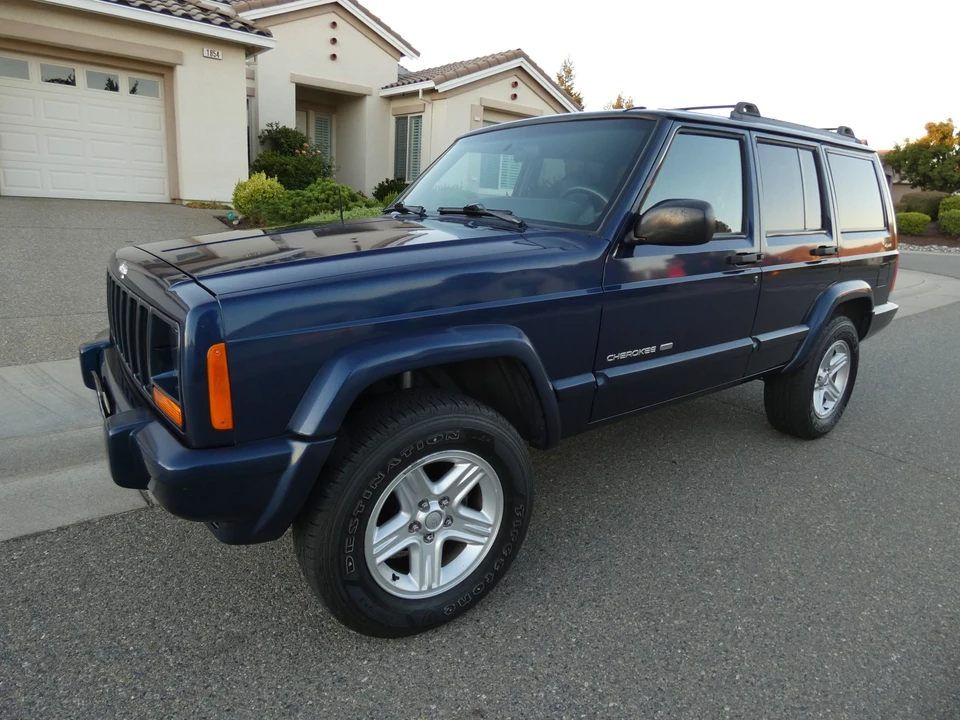2001 Jeep XJ Cherokee - Image 28 of 31