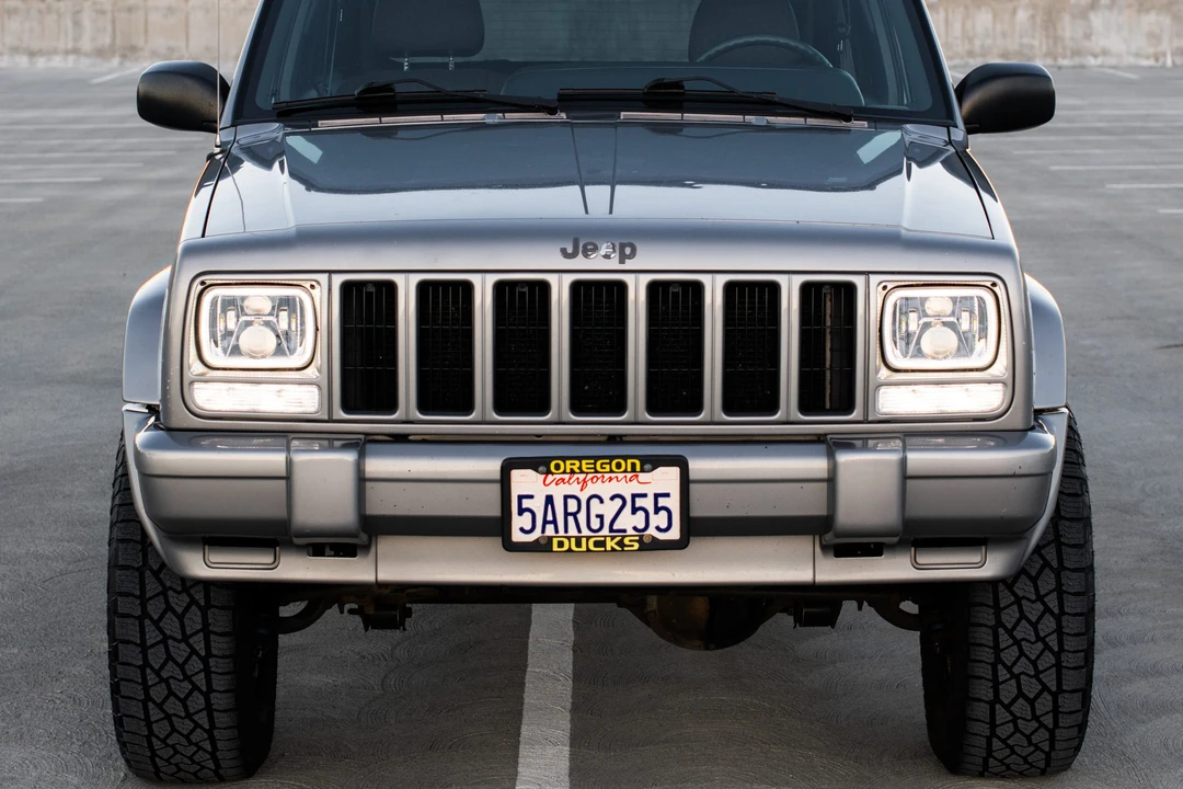 2001 Jeep XJ Cherokee - Image 16 of 31
