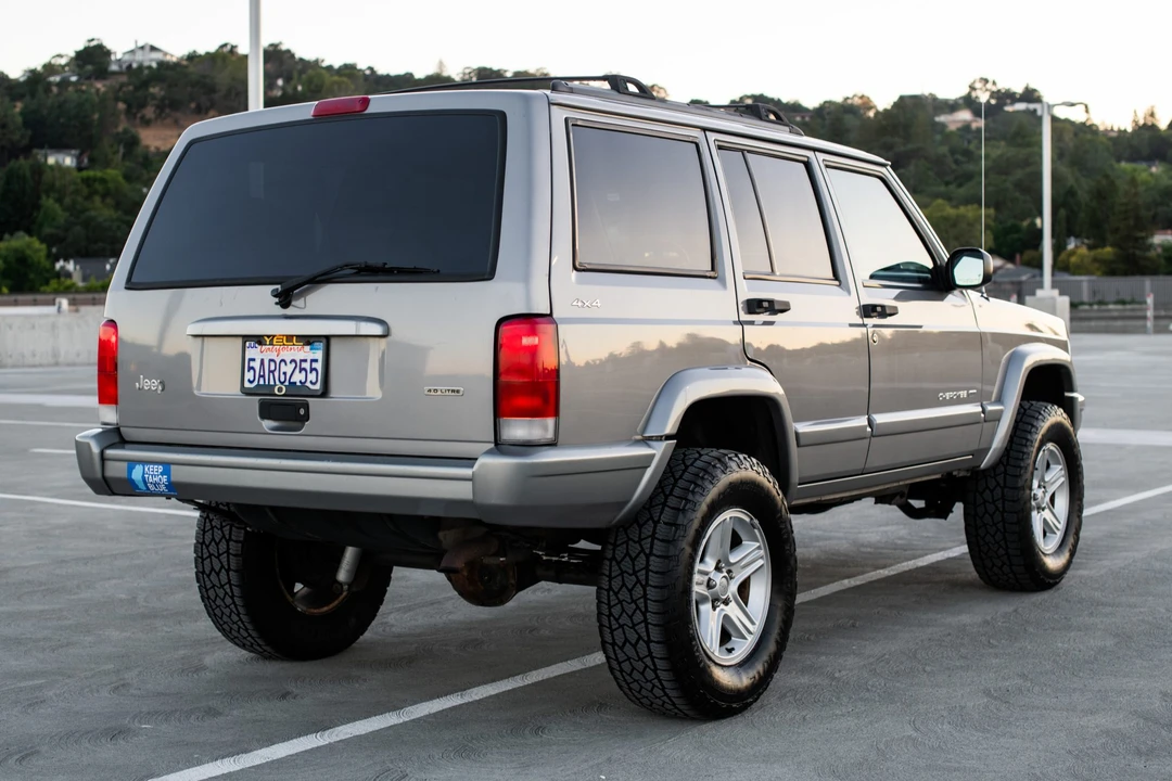 2001 Jeep XJ Cherokee - Image 6 of 31