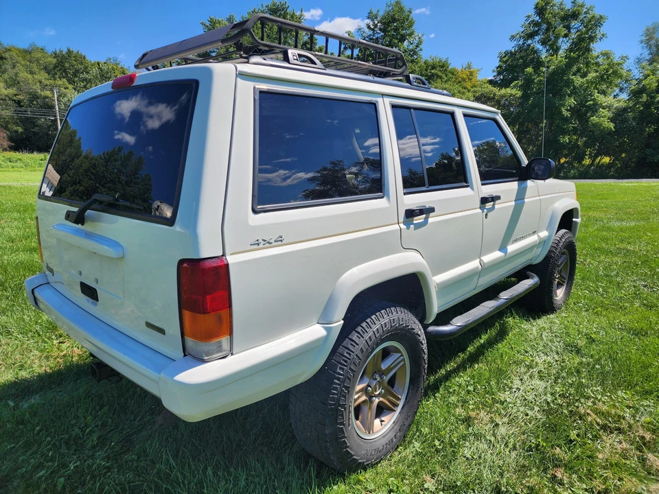 2001 Jeep XJ Cherokee - Image 12 of 31