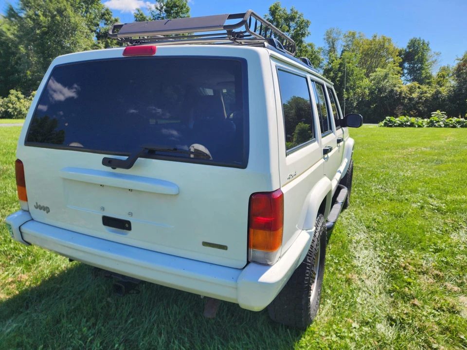 2001 Jeep XJ Cherokee - Image 13 of 31