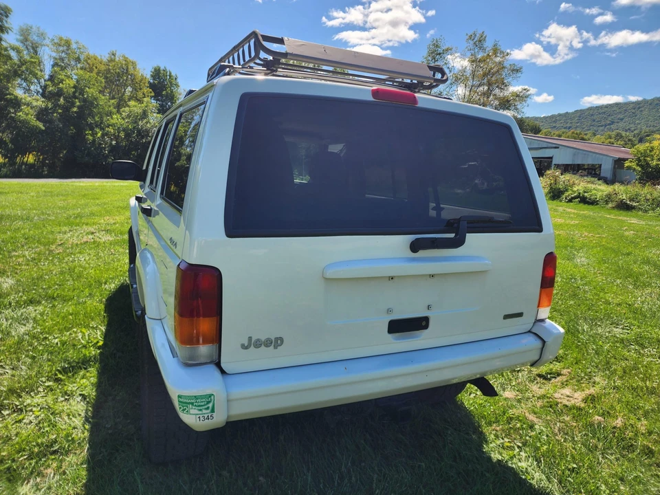 2001 Jeep XJ Cherokee - Image 15 of 31