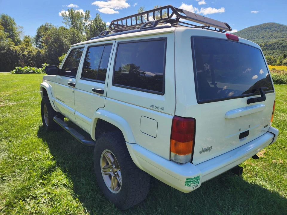 2001 Jeep XJ Cherokee - Image 16 of 31