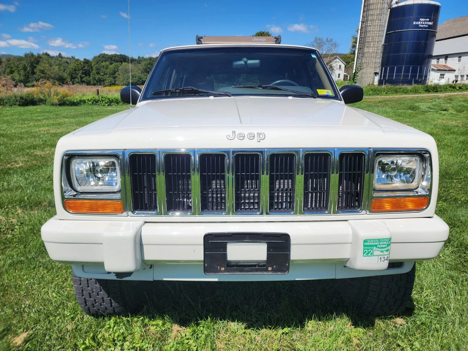 2001 Jeep XJ Cherokee - Image 8 of 31