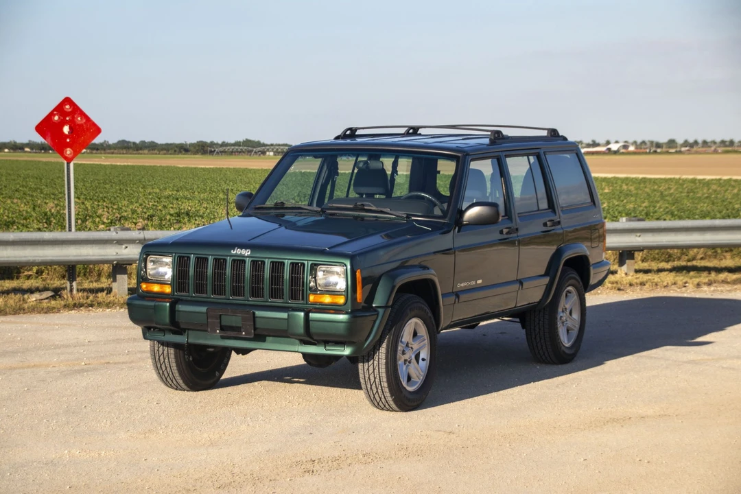 2001 Jeep XJ Cherokee - Image 5 of 31