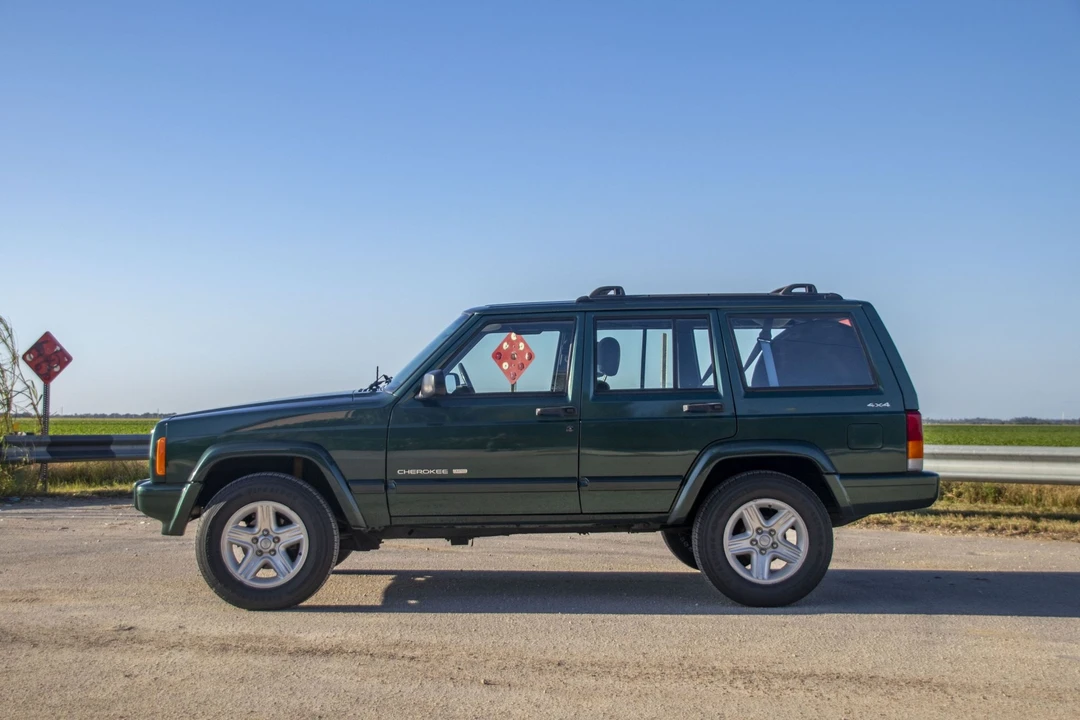 2001 Jeep XJ Cherokee - Image 21 of 31