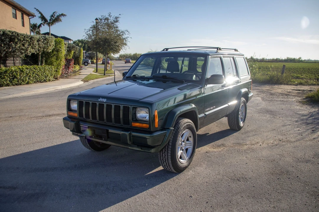 2001 Jeep XJ Cherokee - Image 4 of 31