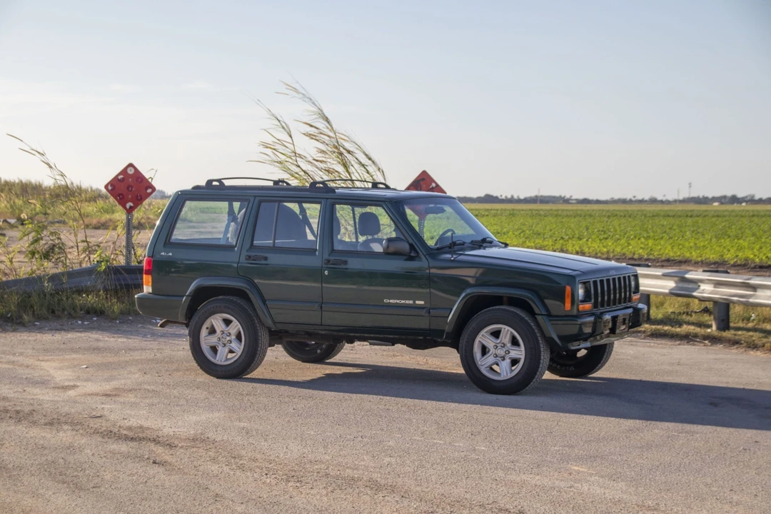 2001 Jeep XJ Cherokee - Image 11 of 31