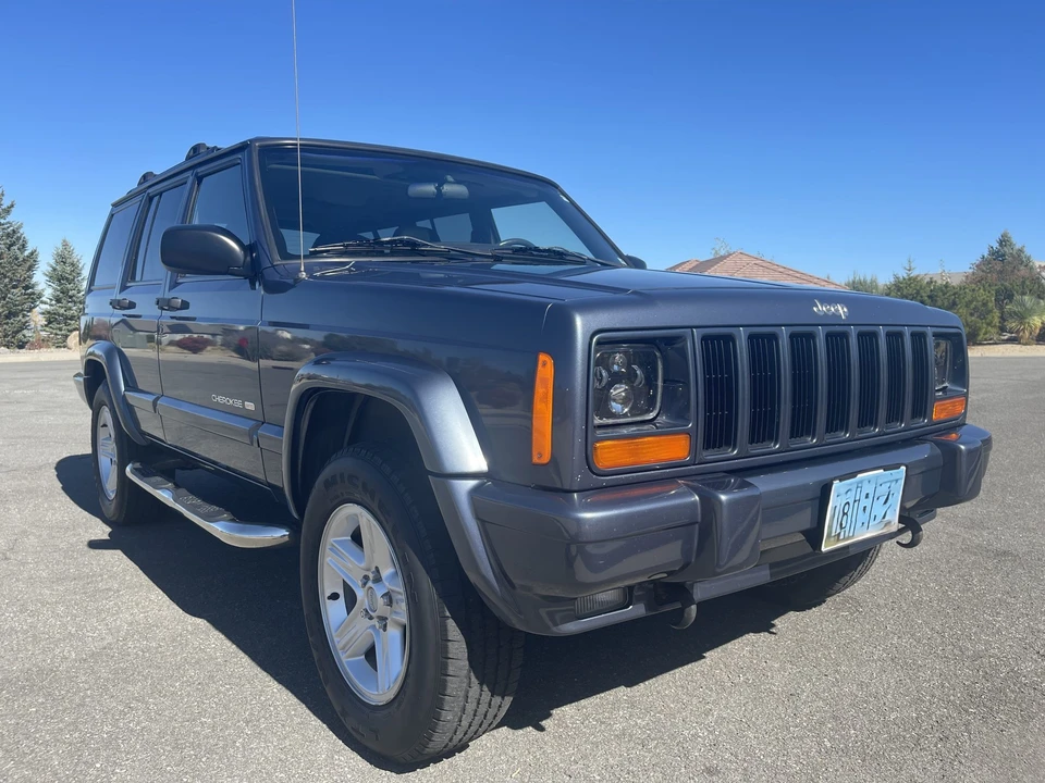 2001 Jeep XJ Cherokee - Image 13 of 31