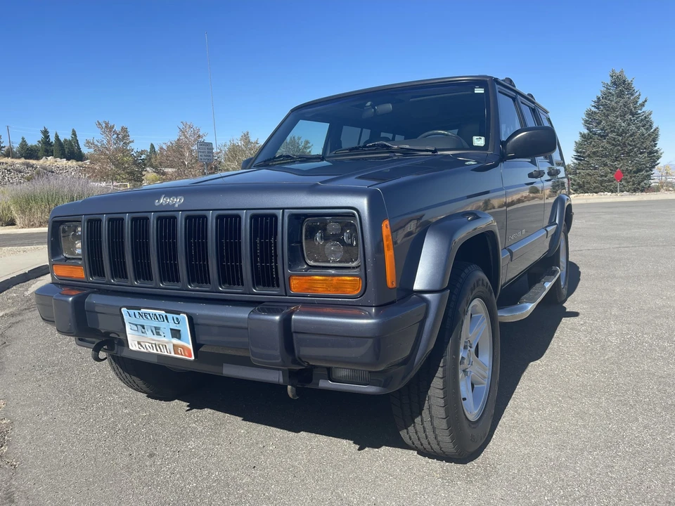 2001 Jeep XJ Cherokee - Image 8 of 31