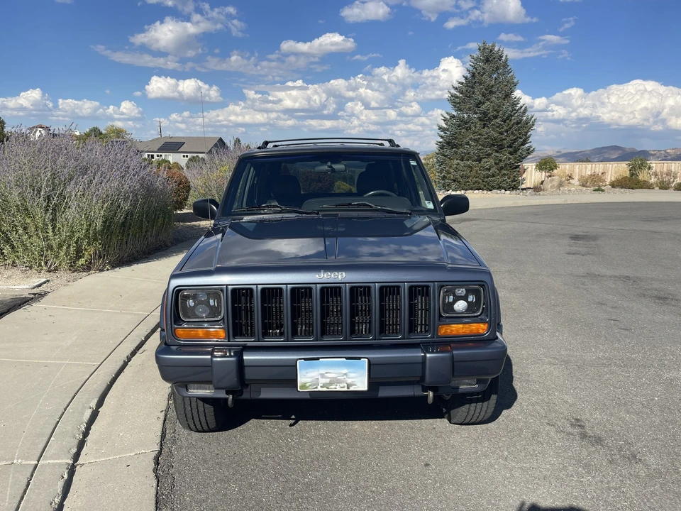 2001 Jeep XJ Cherokee - Image 7 of 31