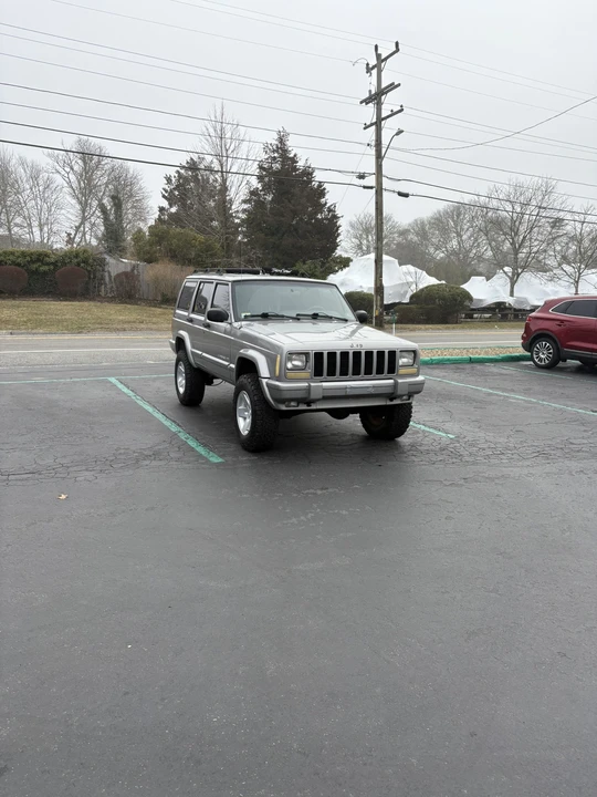 2001 Jeep XJ Cherokee - Image 4 of 31