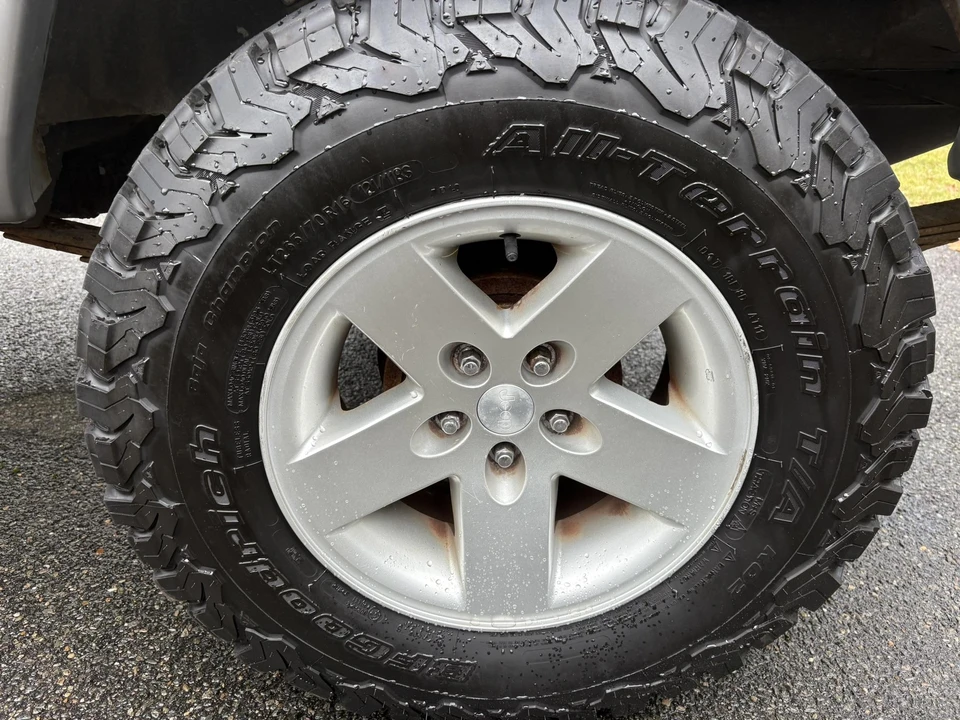 2001 Jeep XJ Cherokee - Image 15 of 31
