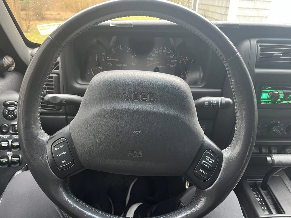 2001 Jeep XJ Cherokee - Image 27 of 31