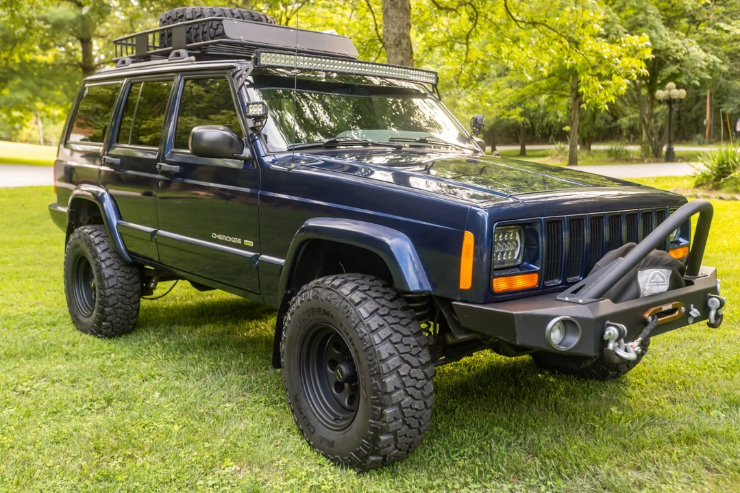 2001 Jeep XJ Cherokee - Image 6 of 31