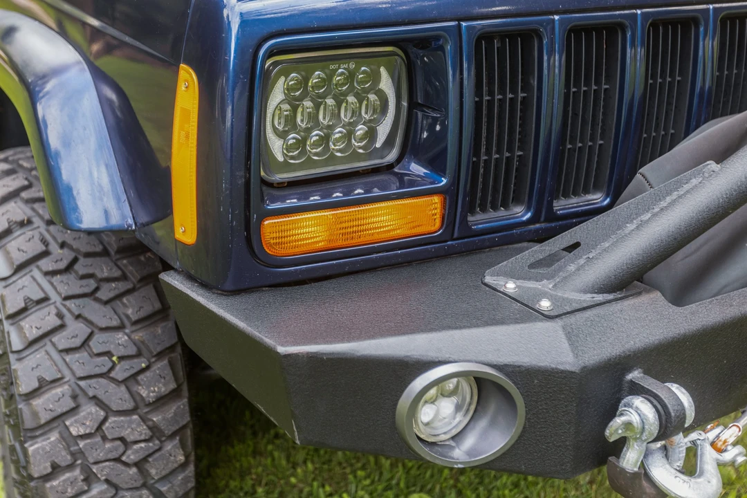 2001 Jeep XJ Cherokee - Image 19 of 31