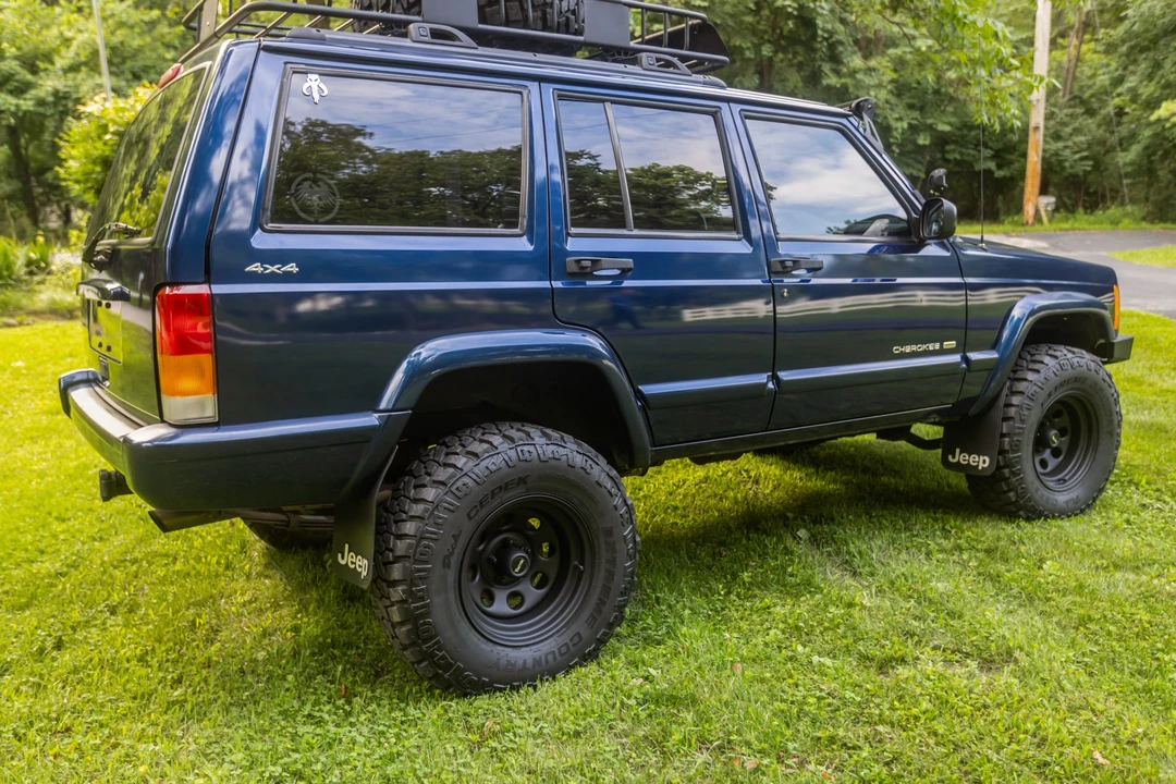 2001 Jeep XJ Cherokee - Image 13 of 31