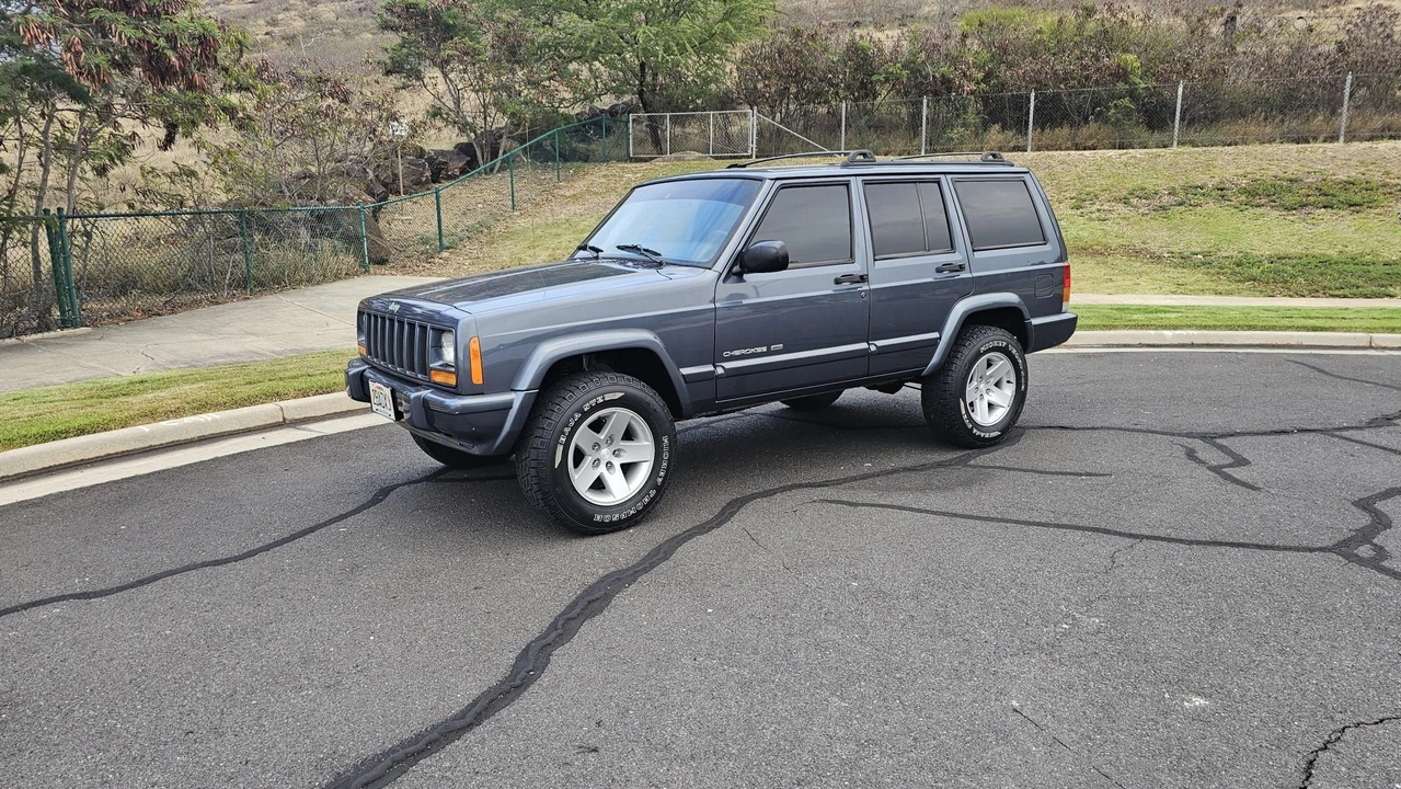 2001 Jeep XJ Cherokee - Image 12 of 31