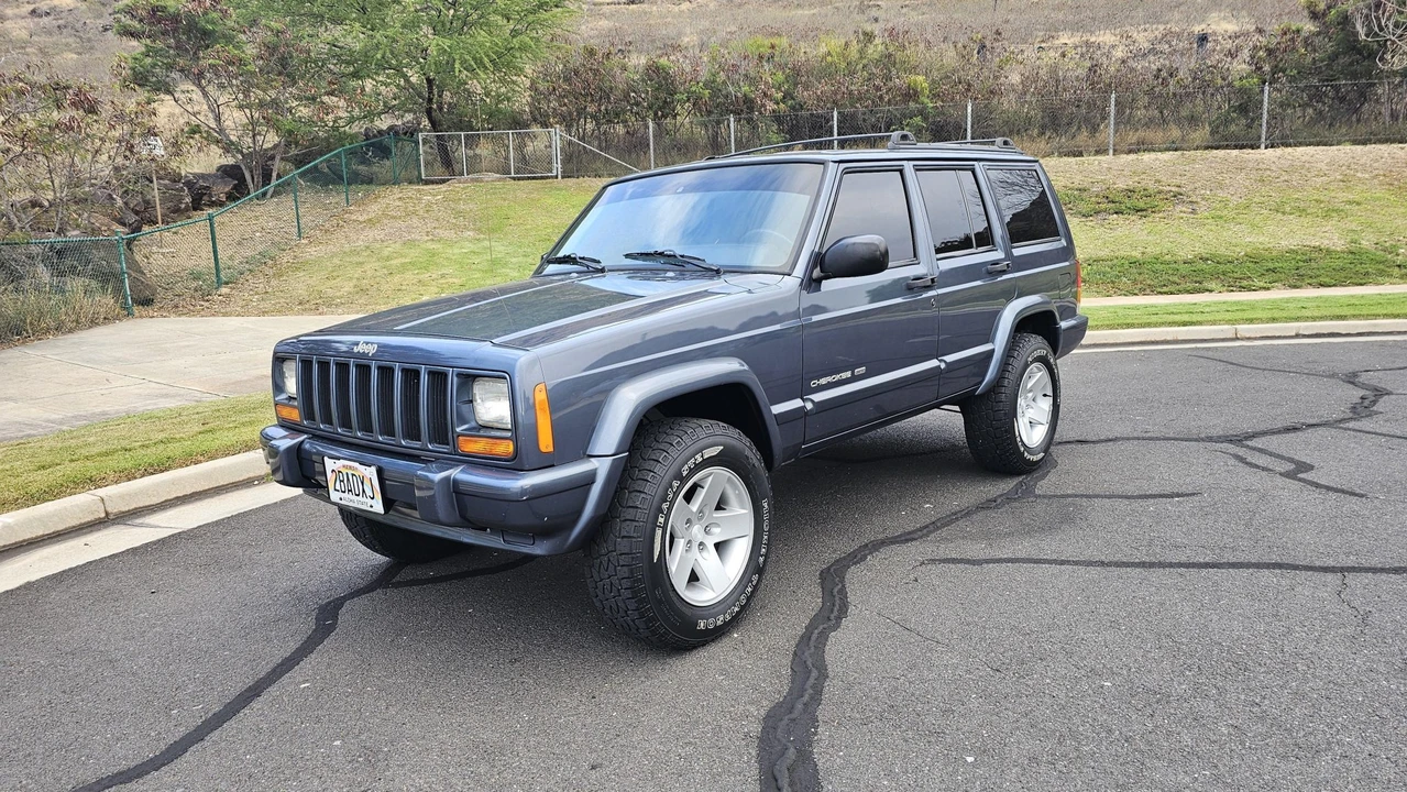 2001 Jeep XJ Cherokee - Image 5 of 31
