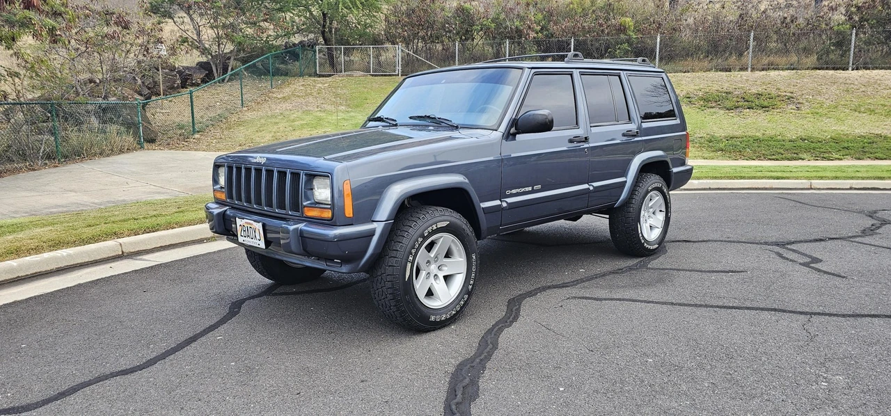 2001 Jeep XJ Cherokee - Image 7 of 31