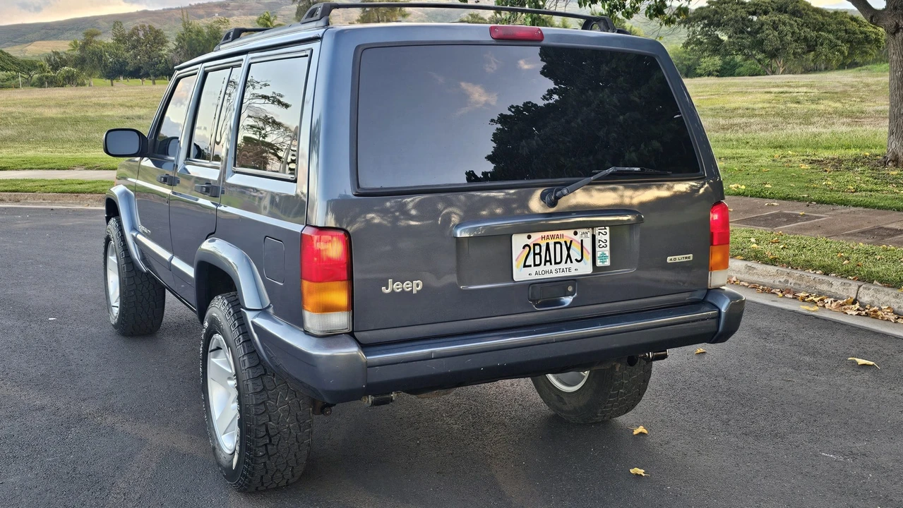 2001 Jeep XJ Cherokee - Image 24 of 31