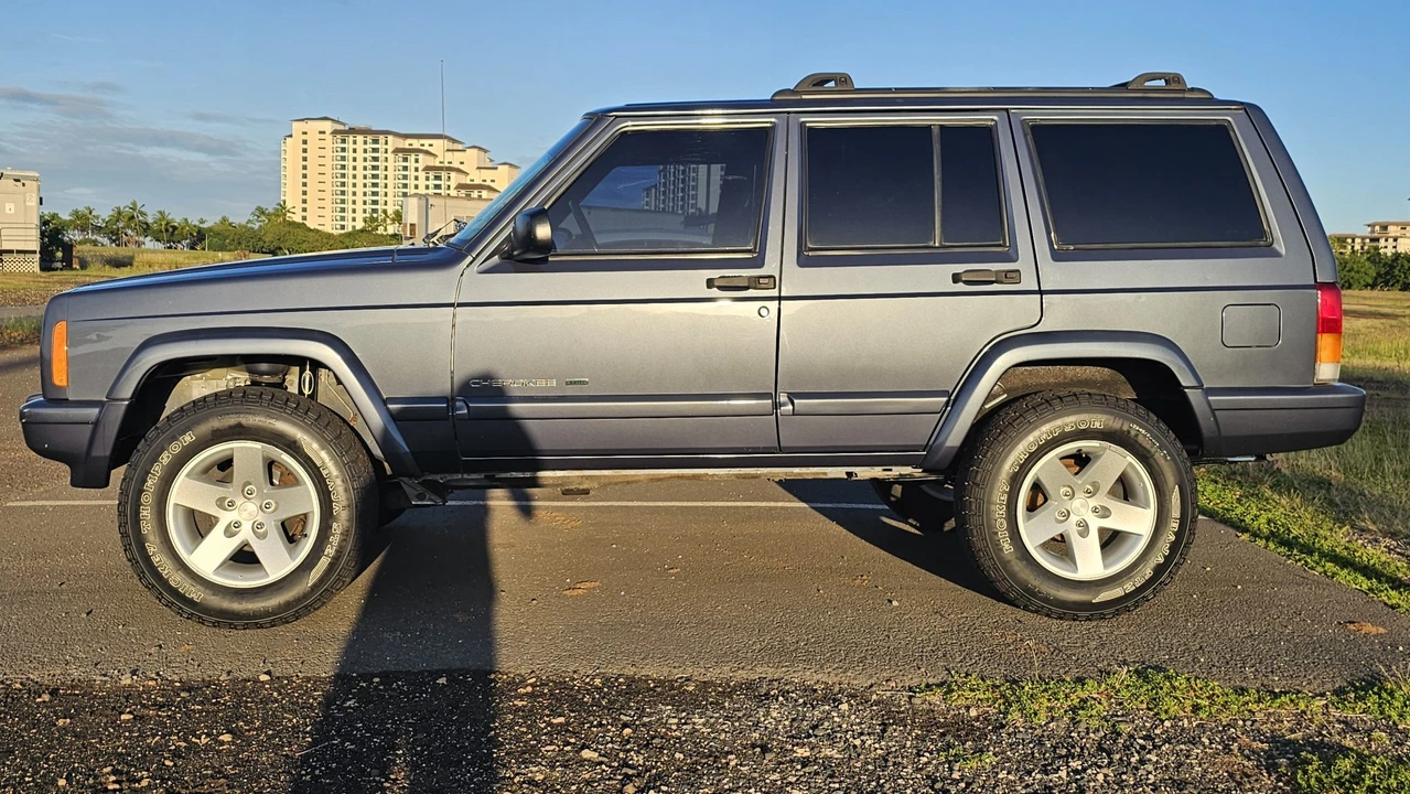 2001 Jeep XJ Cherokee - Image 13 of 31