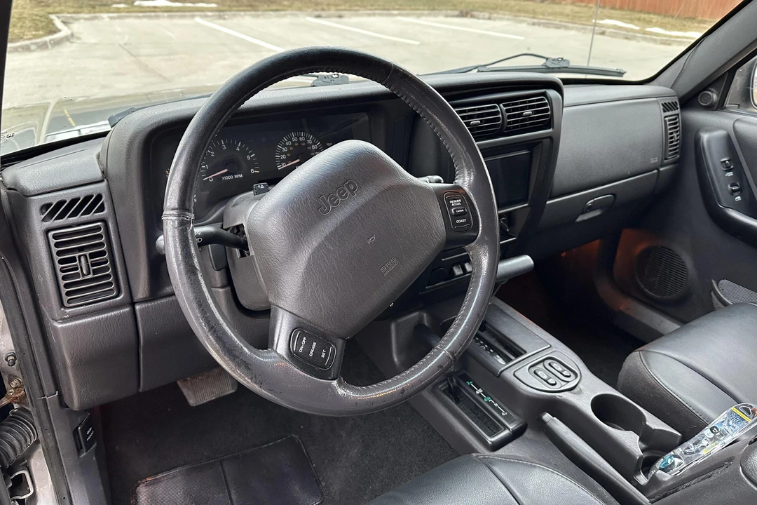 2001 Jeep XJ Cherokee - Image 6 of 6