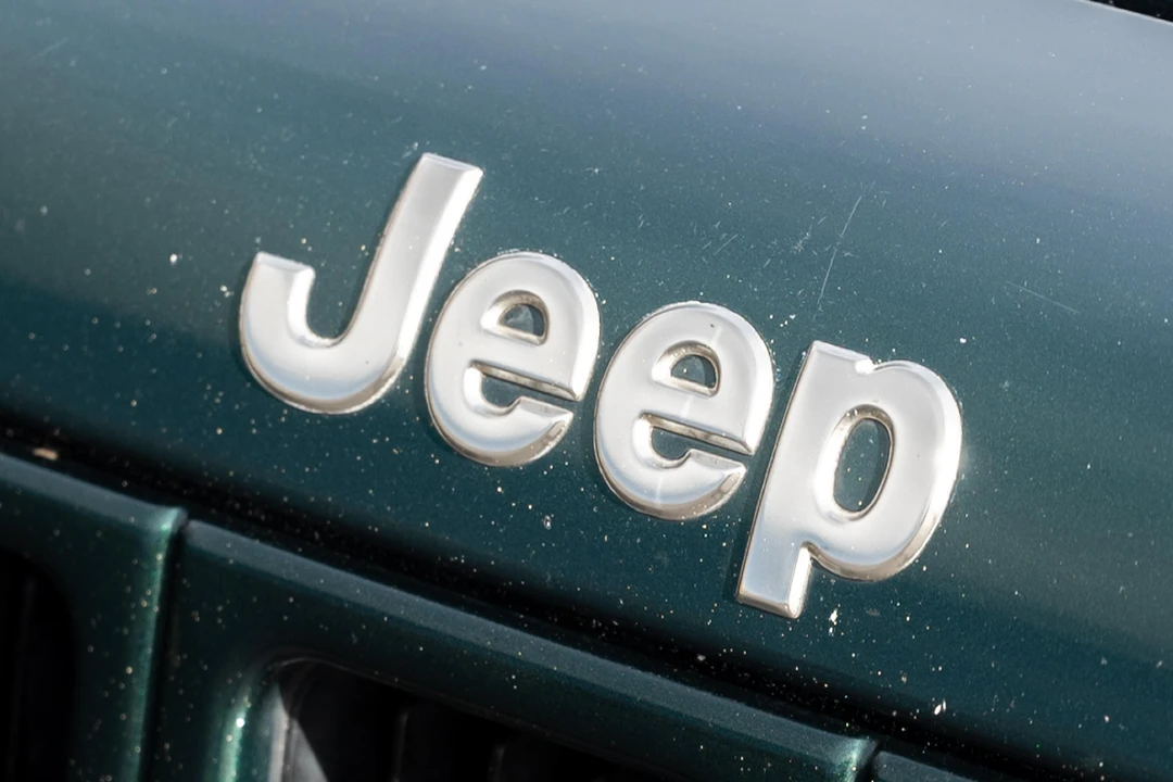 2001 Jeep XJ Cherokee - Image 13 of 31