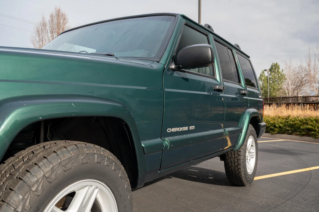 2001 Jeep XJ Cherokee - Image 18 of 31