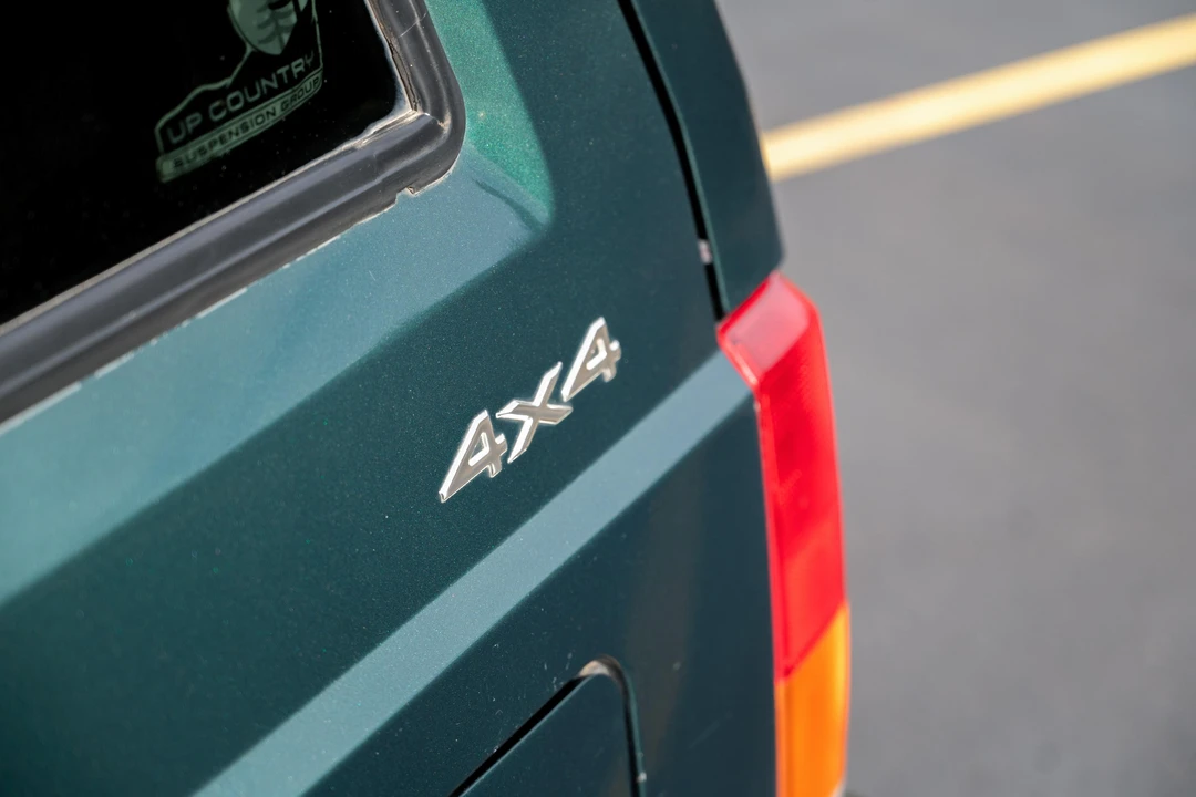 2001 Jeep XJ Cherokee - Image 24 of 31