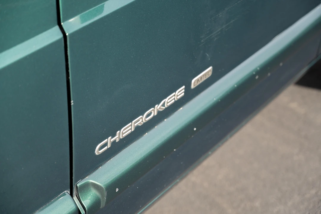 2001 Jeep XJ Cherokee - Image 29 of 31